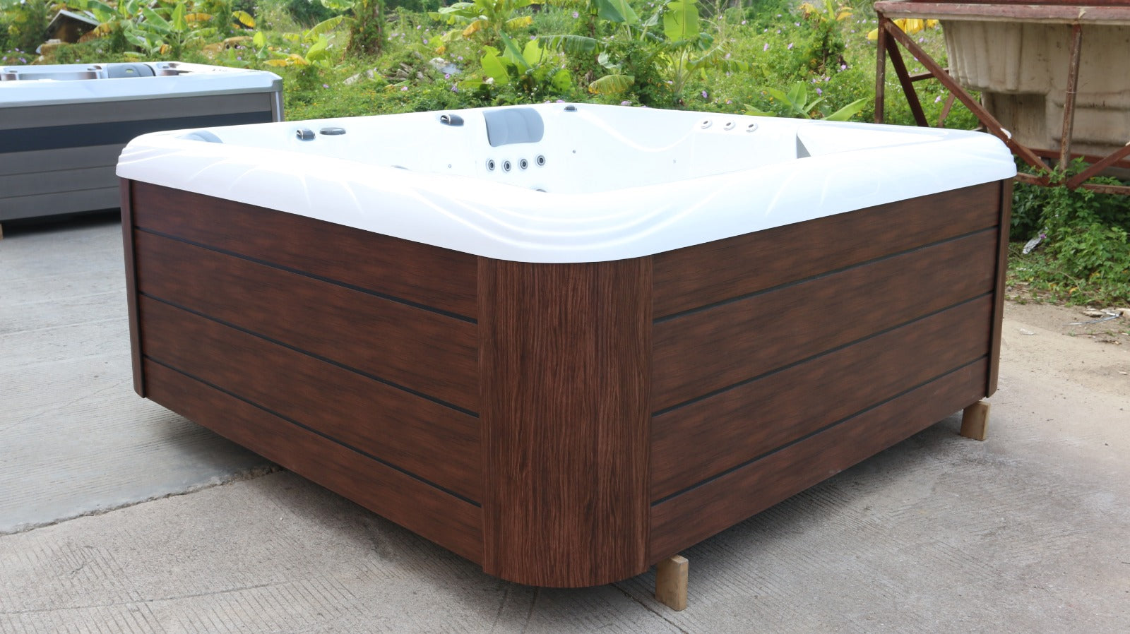 Хидромасажна вана "НОБЕЛ"